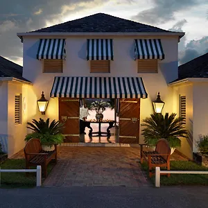 Round Hill & Jamaica